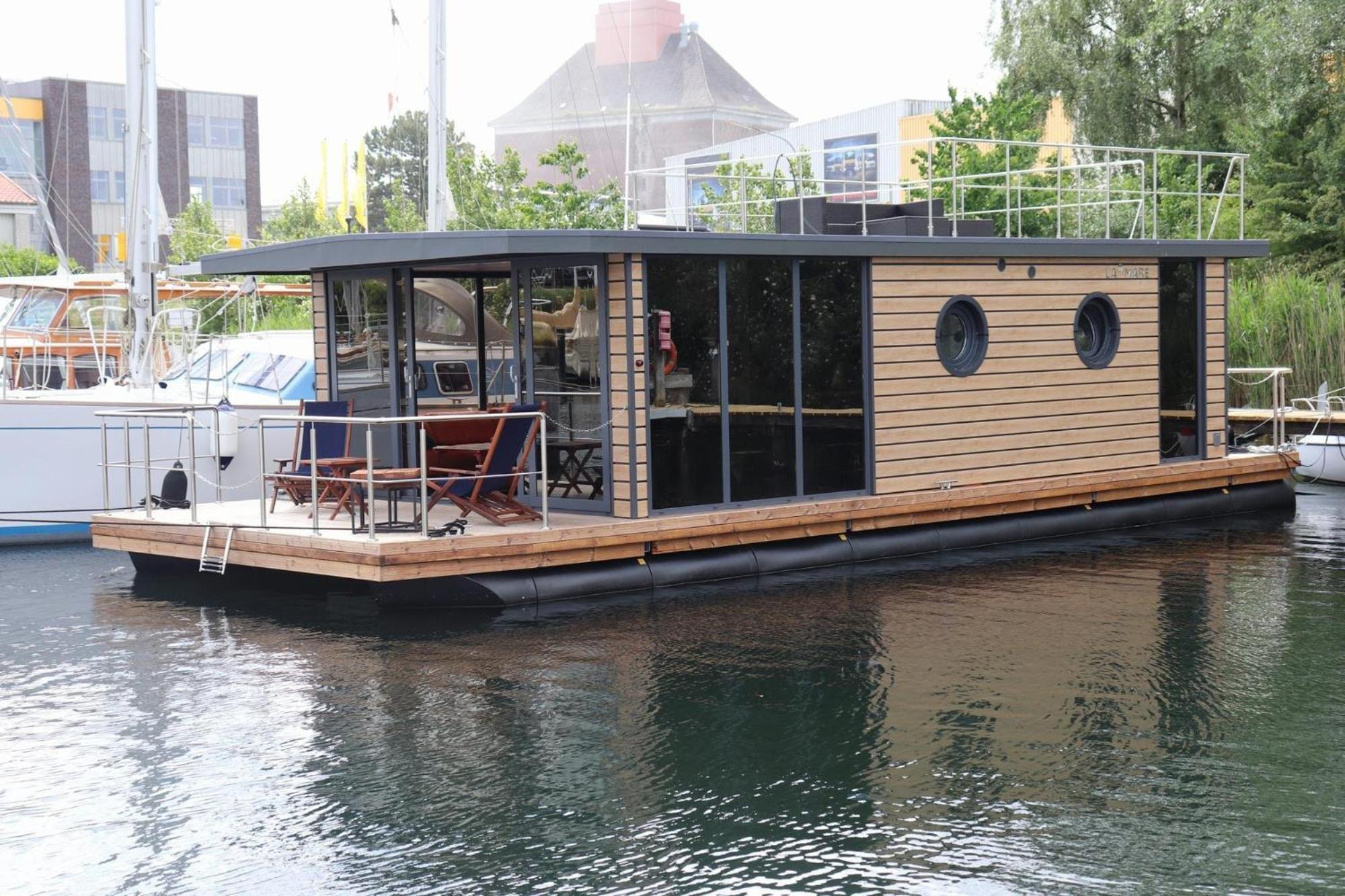 فندق Houseboat Leni فلنسبورغ المظهر الخارجي الصورة