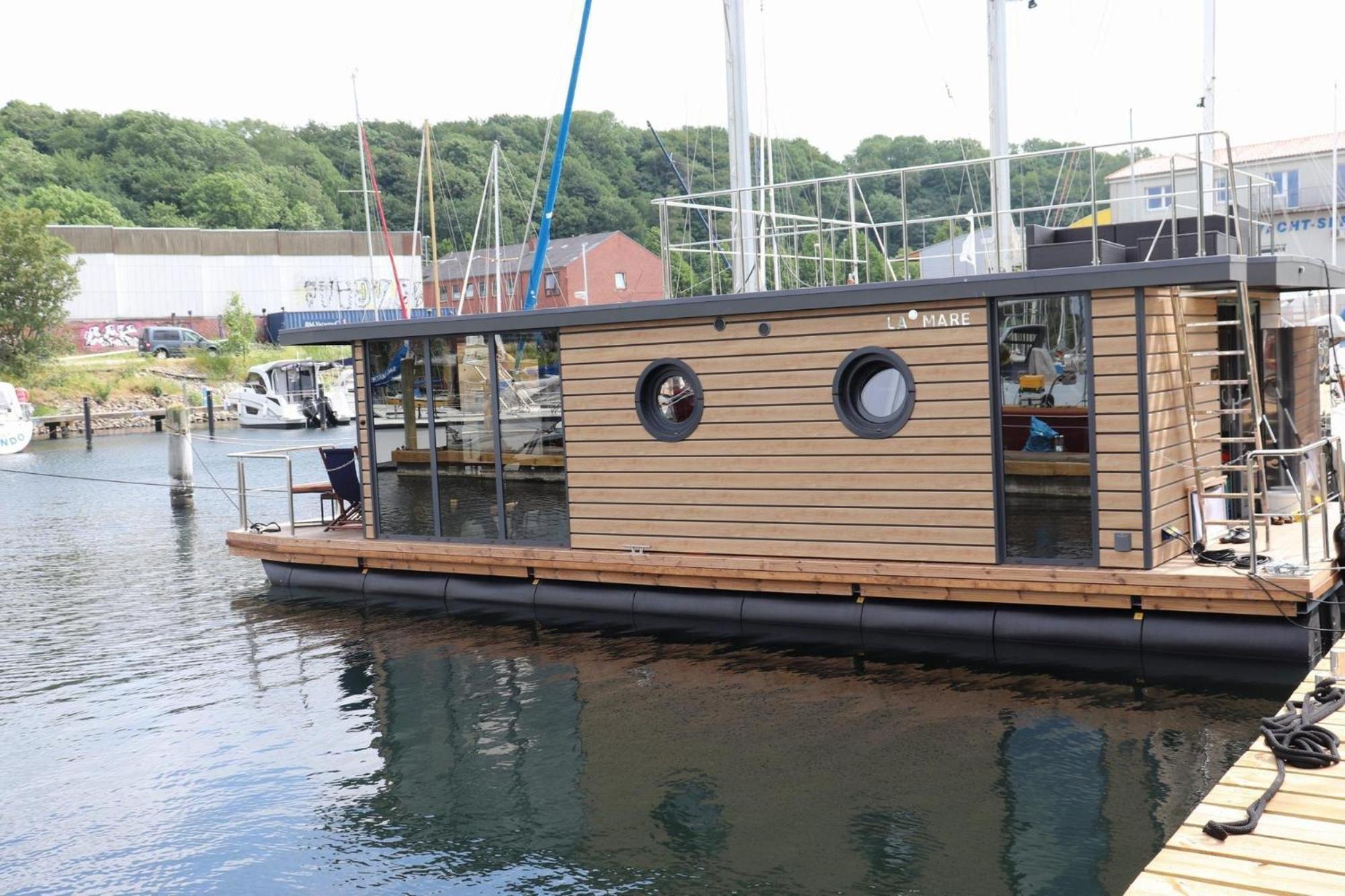 فندق Houseboat Leni فلنسبورغ المظهر الخارجي الصورة