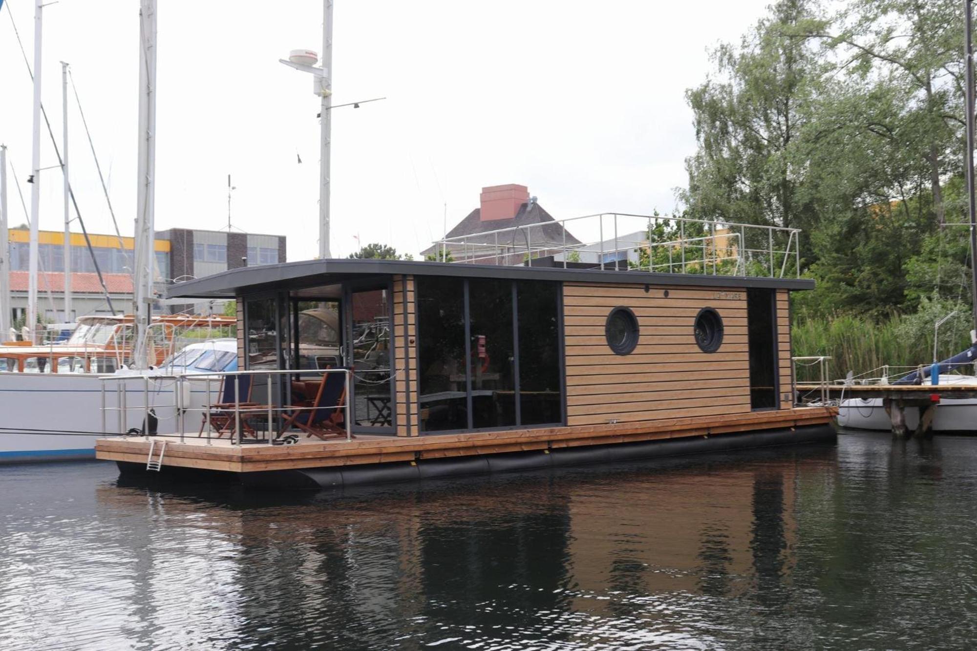 فندق Houseboat Leni فلنسبورغ المظهر الخارجي الصورة